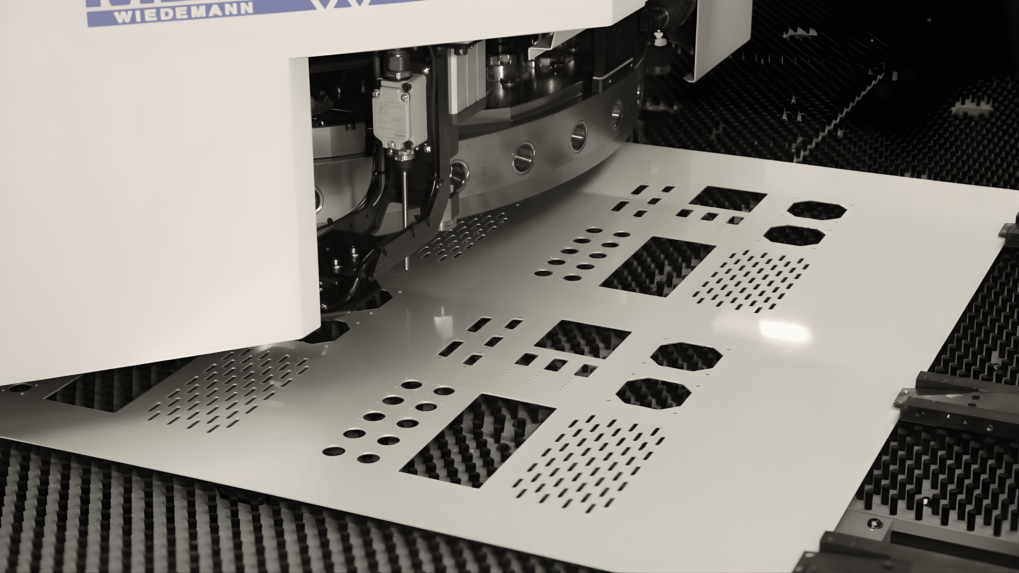 TURRET PUNCH PRESS